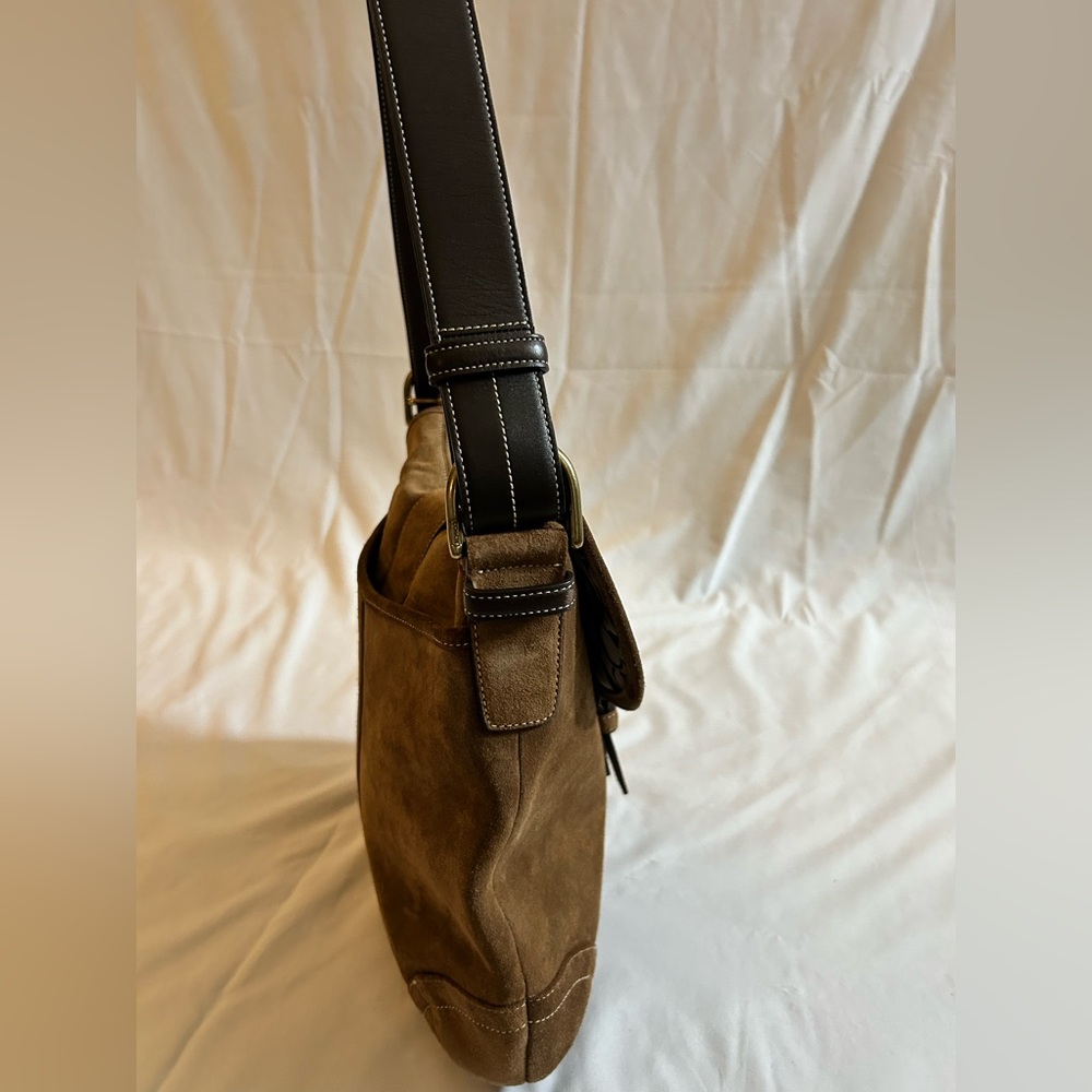 Coach Suede Soho Bag - Picture 4 of 13